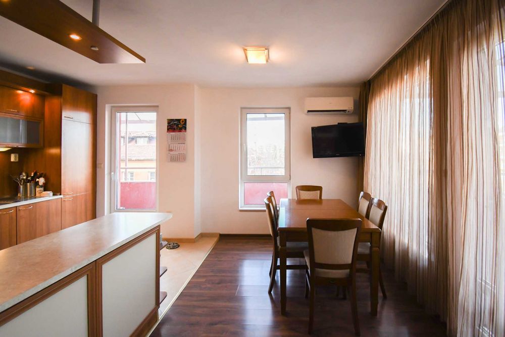 Тристаен апартамент в Хаджи Димитър