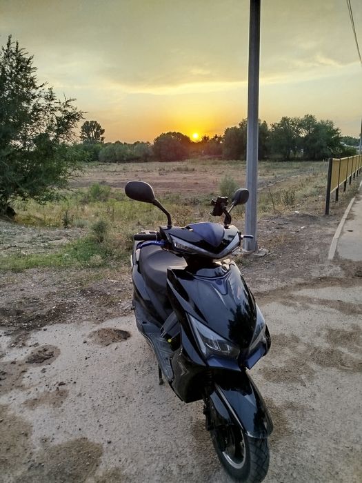 М8 про Li-Ya 150cc