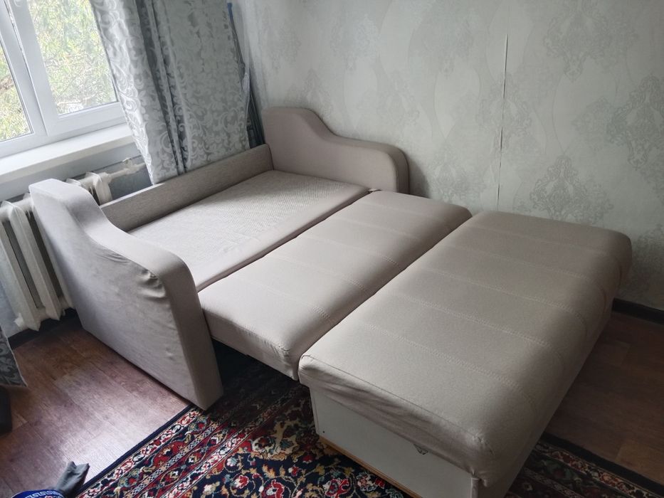 Продам диван в хорошем состоянии