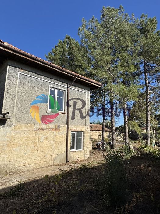 Къща в Варна, област-с.Черковна площ 250 цена 78000