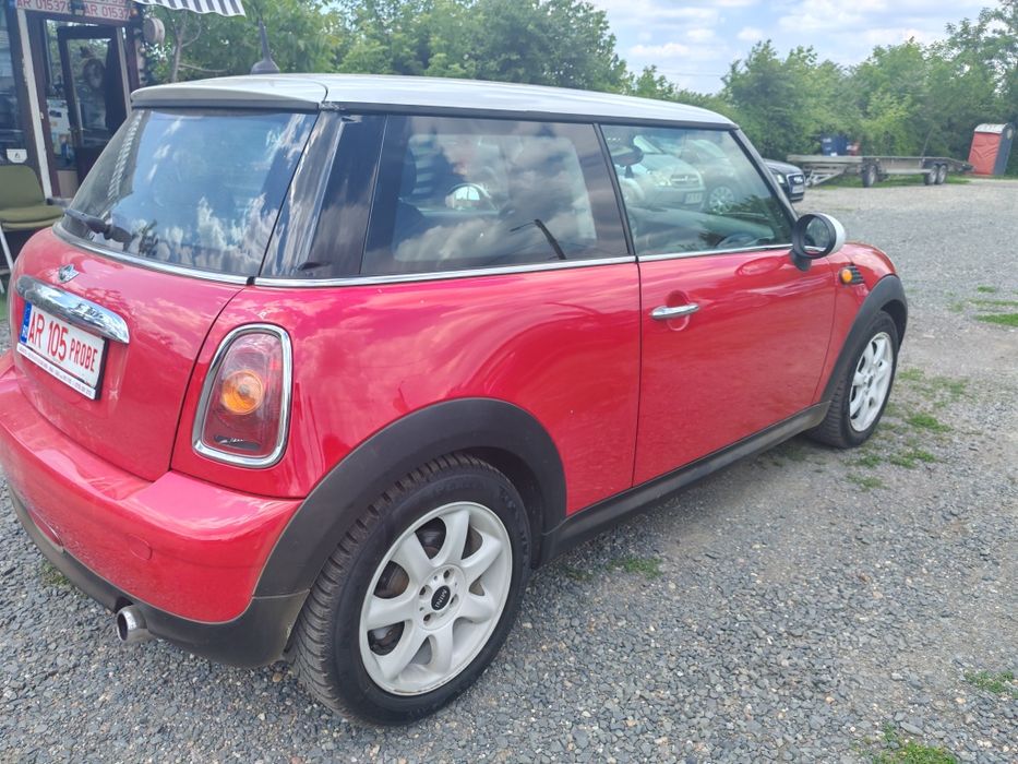 Mini Cooper 1.6 benzina 2007 cash sau rate