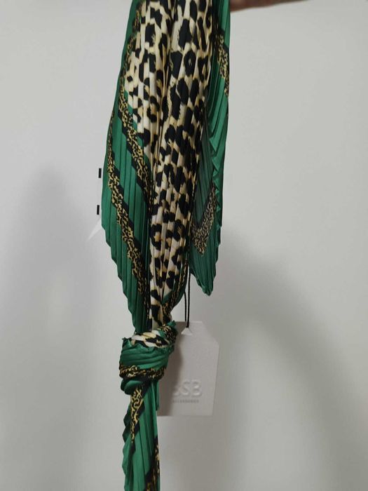 НОВ к-кт тениска М размер и шал BSB, Спиди/лично предаване