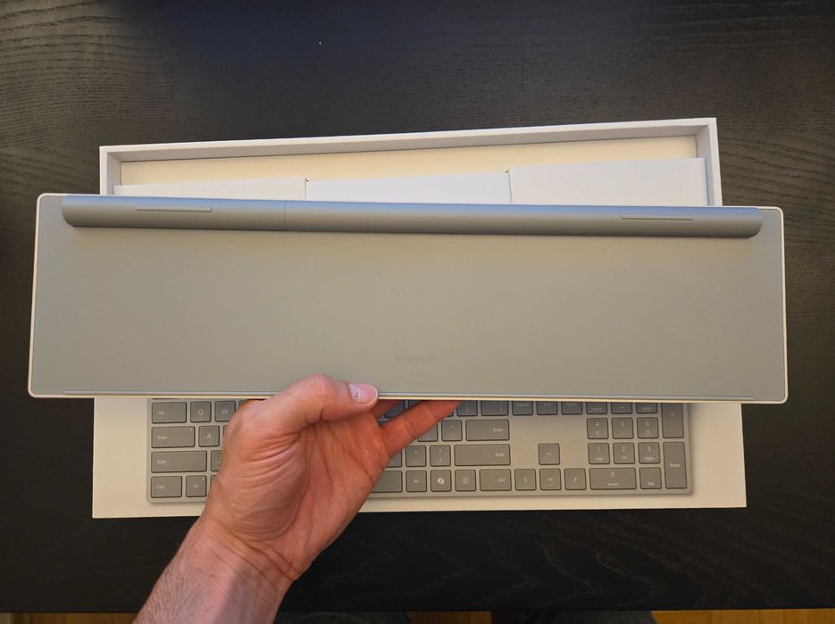 Нова клавиатура Microsoft Surface