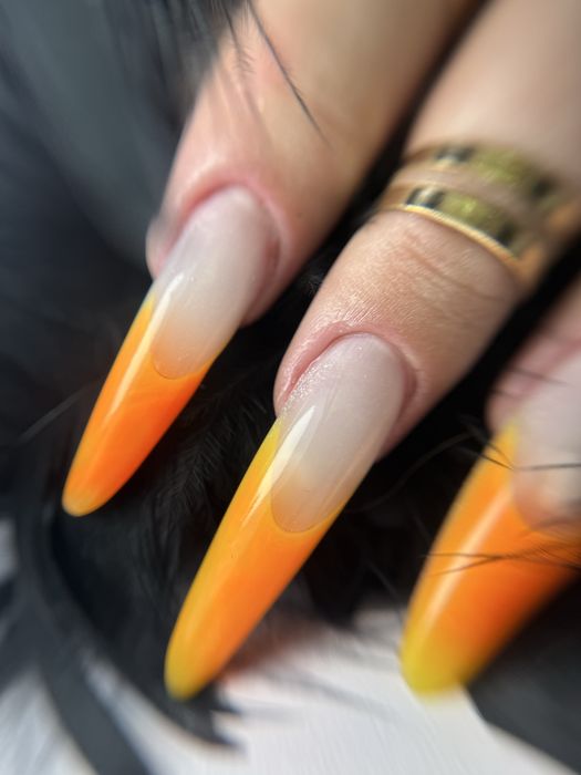 Маникюр педикюр укрепление ногти наращивание