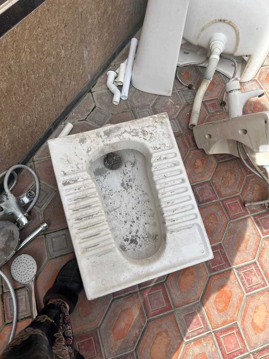 Продаётся сантехника (комплект)