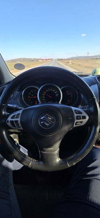 Vând Suzuki Grand Vitara 1.9 tdi preț 3000 euro