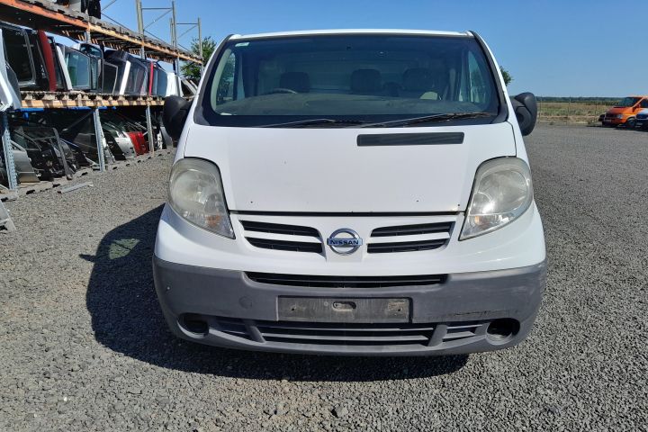 Dezmembrez Nissan Primastar 1
