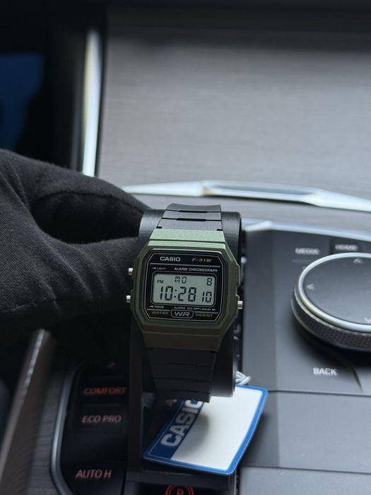 Casio F-91W — классические электронные часы оригинал