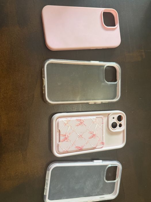 Продаван розов iPhone 15 128GB