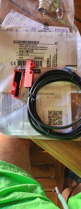 Intrerupator magnetic  xcsdmc5902ex