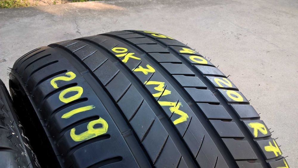 Doua anvelope vara 305 40 20 bridgestone alenza 001 run flat 7,5 mm
