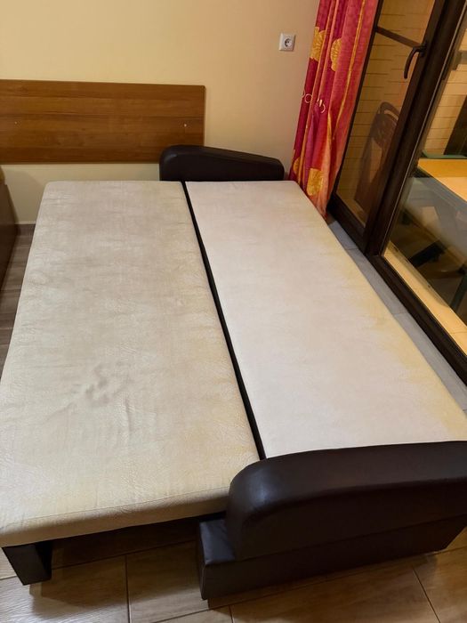 3-местен разтегателен диван