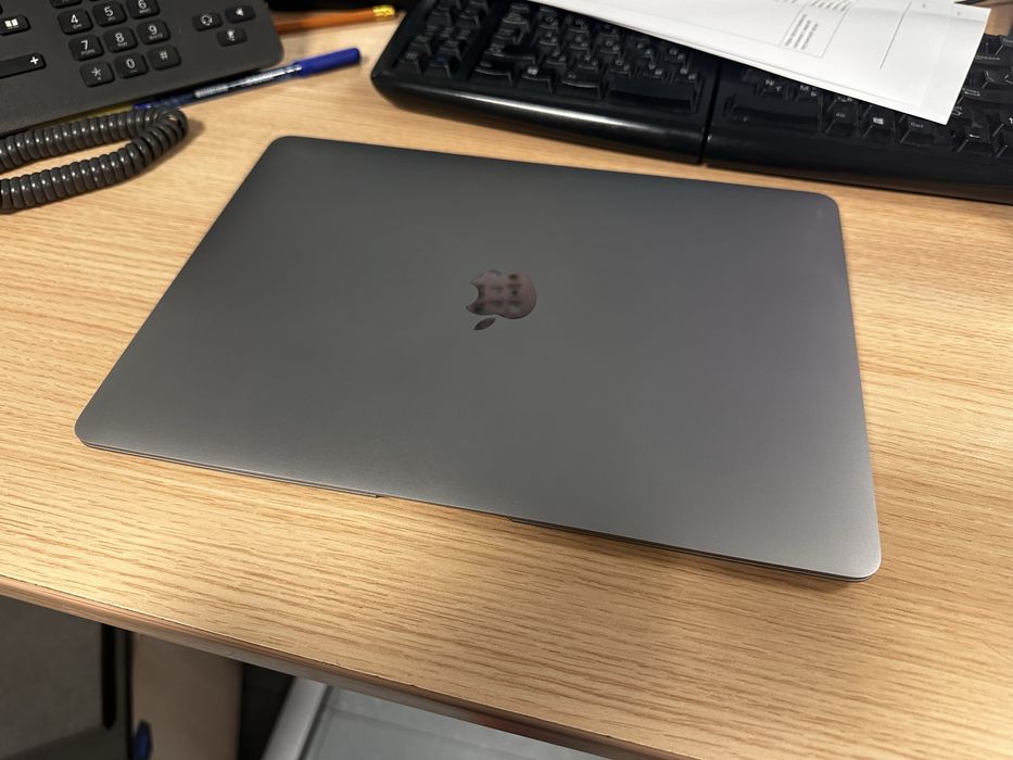 Macbook air m1 8/256