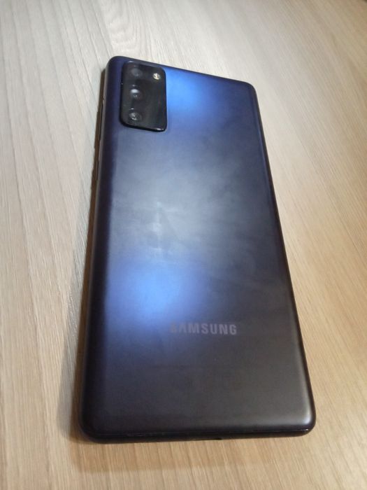 Продам S20 FE Флагман 128гб