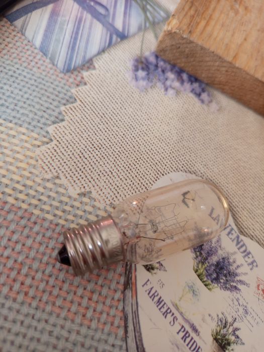 Лампичка за микровулнова