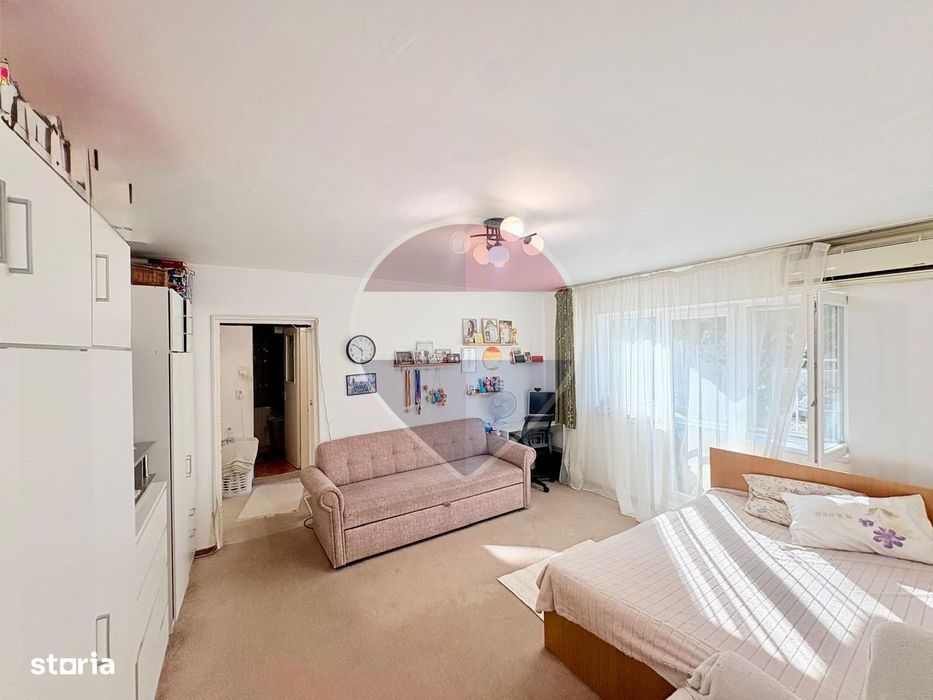 Apartament cu 2 camere de vânzare în zona Rogerius
