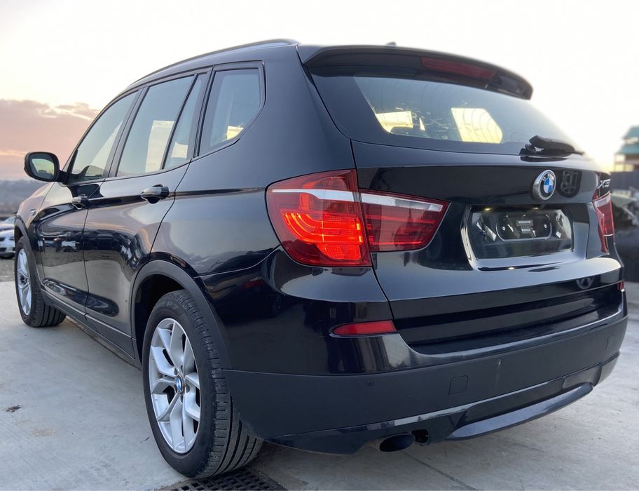 Dezmembrez BMW X3 F25 xdrive 2012 2.0d N47 184cp,trapa panoramic xenon