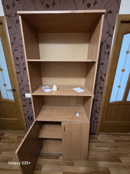 Продам шкафы б/у