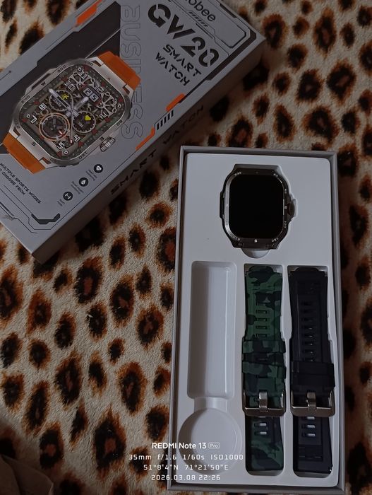 Часы-смарт,вайфай-блютуз