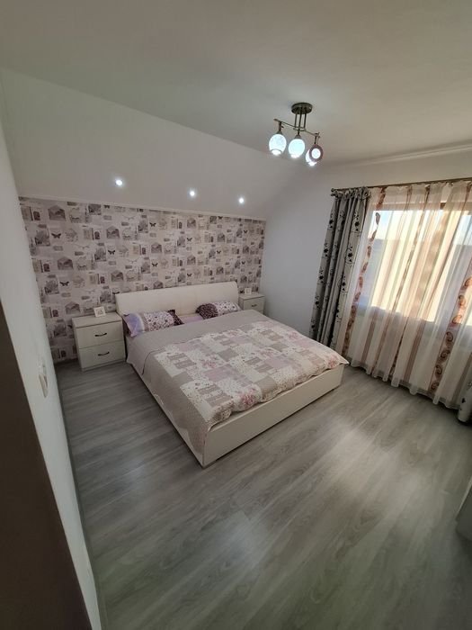 READY TO MOVE!!!Vila spatioasa complet mobilata la 2 km de Baile Felix