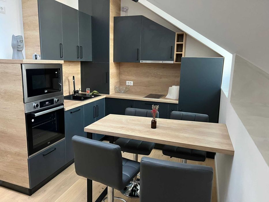 Apartament două camere de închiriat în București (zona Unirii)