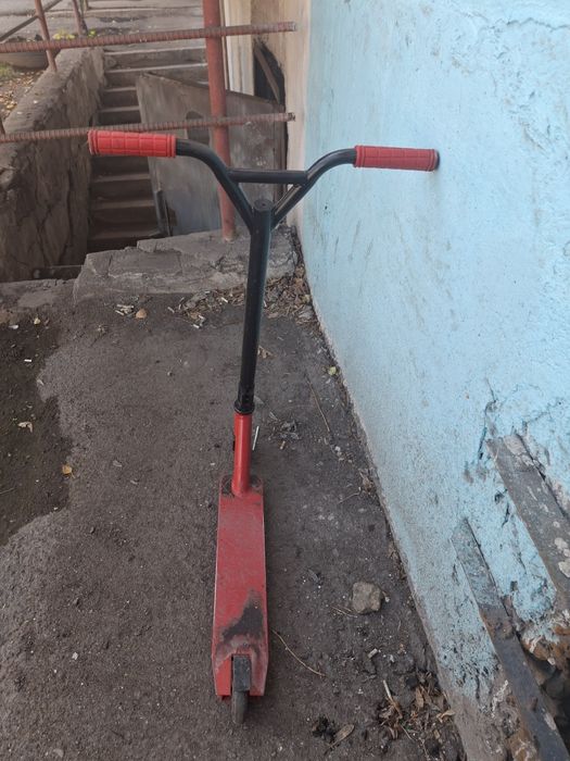 Продам самокат..