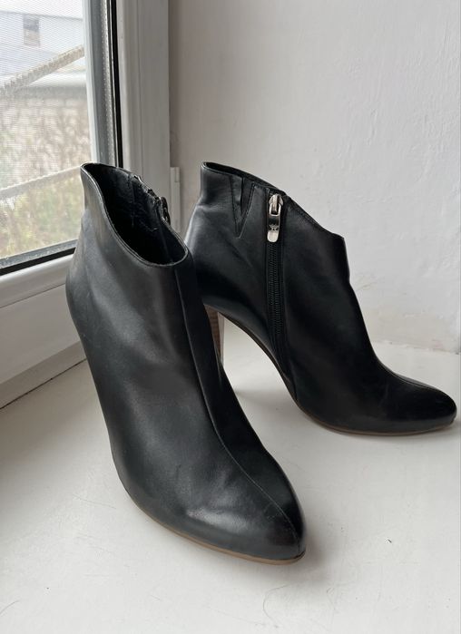 Полусапожки кожаные 39 размер