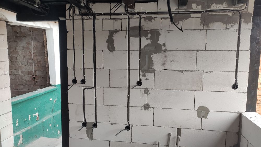 Електромонтажник/Електротехник