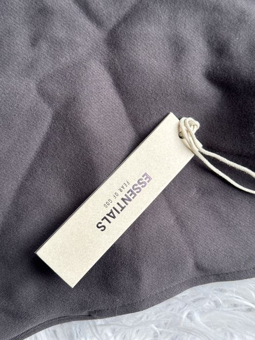 Pantaloni scurti essentials L