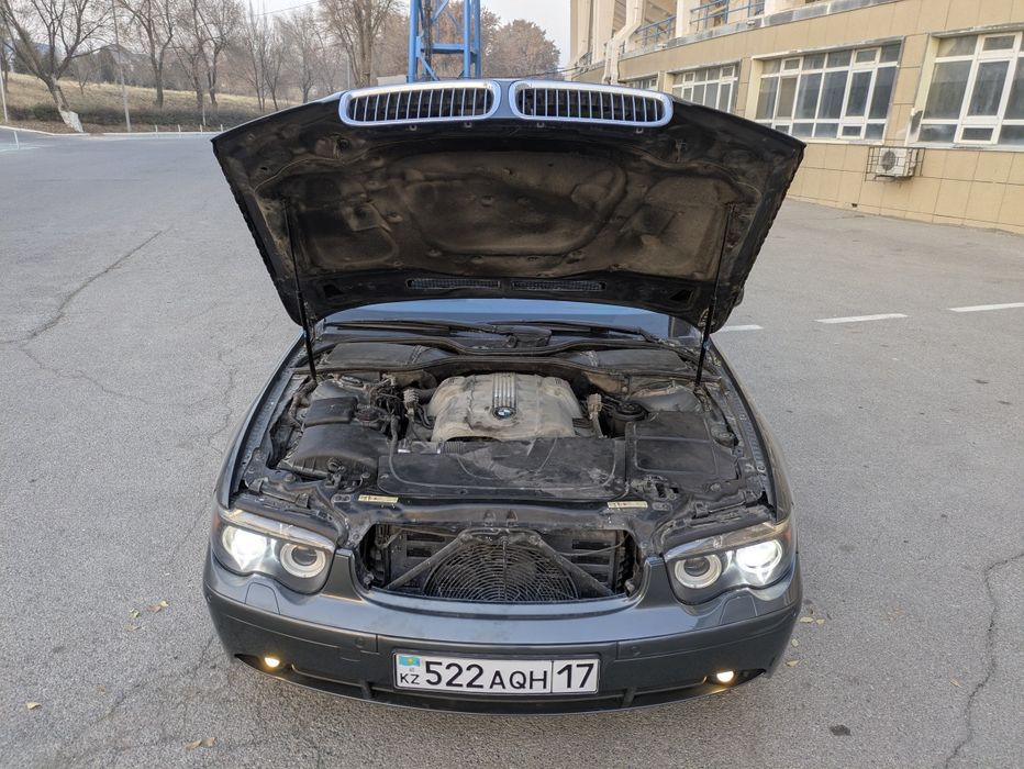 BMW 735i E65 дорестайлинг