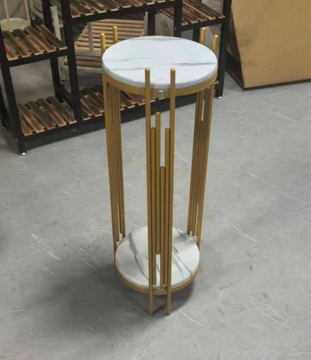 Подставка для цветов и сувениров