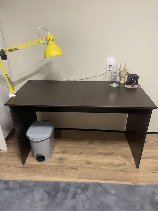 Продам письменный стол