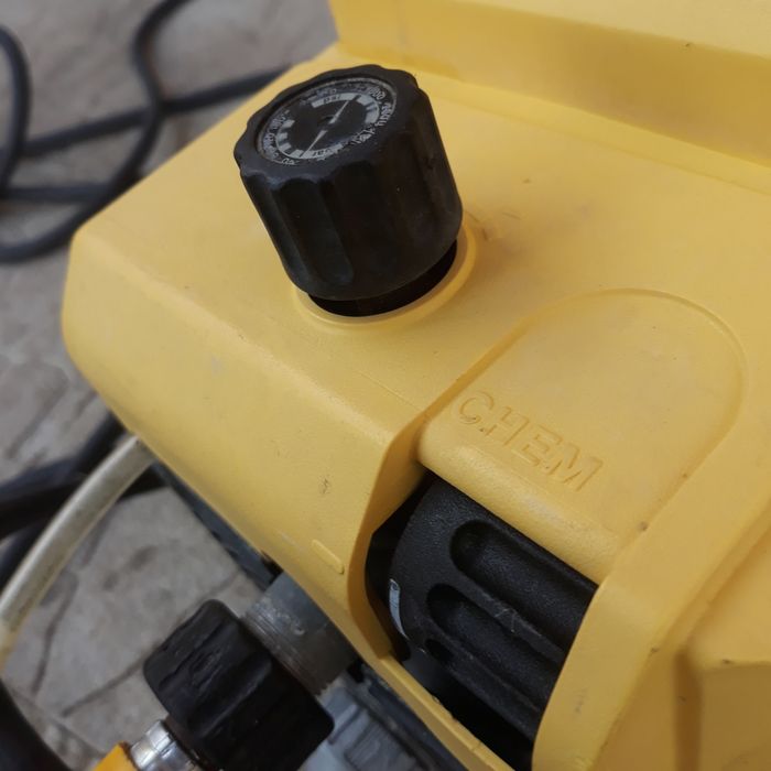 Водоструйка Karcher 580 Mobile Мет.Глава Супер Силна Машина