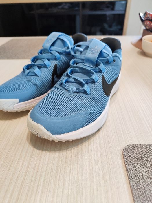 Маратонки Nike 33 1/2