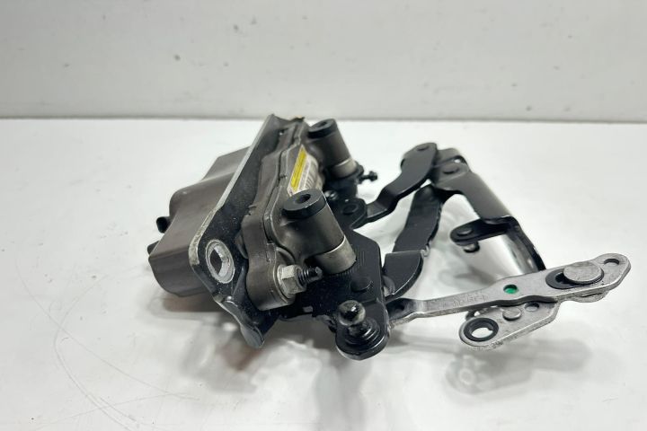 Balama capota motor dreapta A2129066301 Mercedes-Benz E-Class W212