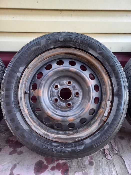 Продам резину с дисками