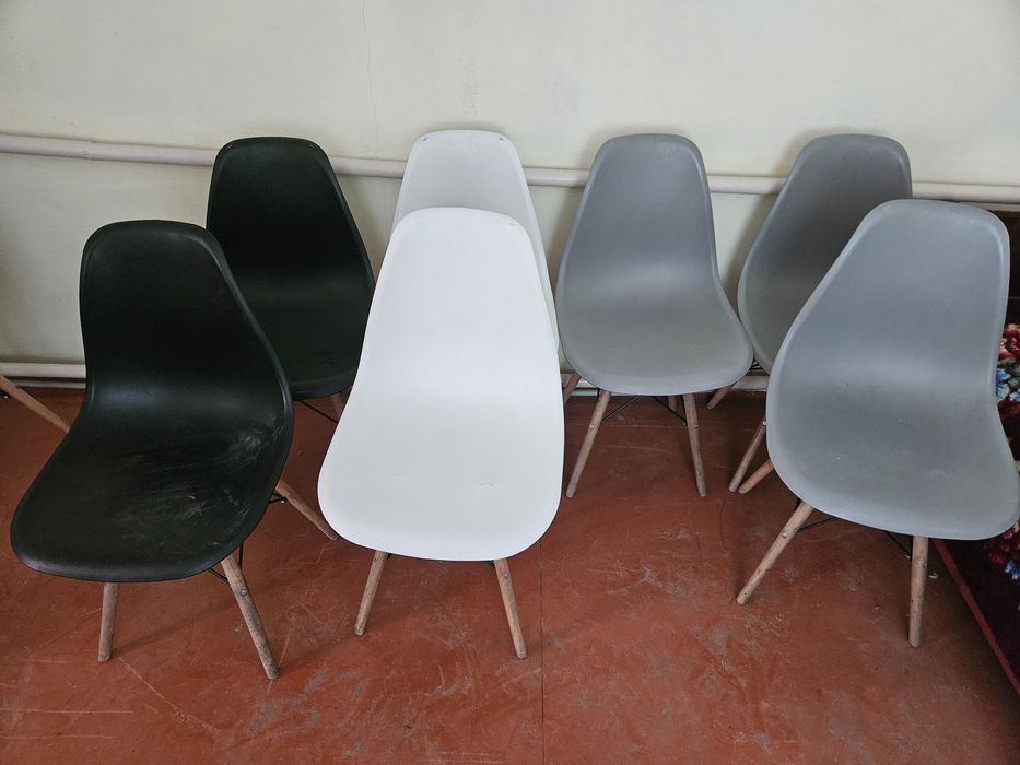 Столы и стулья, столы