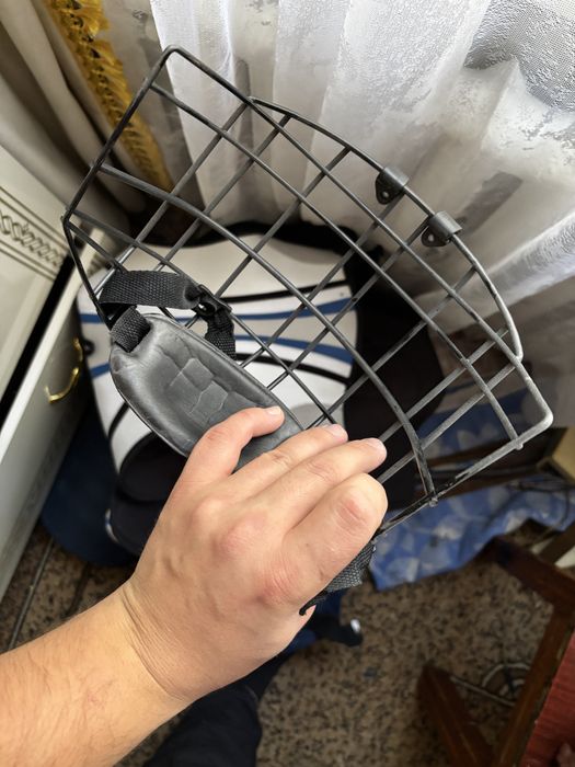 Решетка для хоккейного шлема