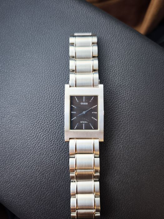 Ceas GUESS original, oțel inoxidabil, elegant – stare foarte bună