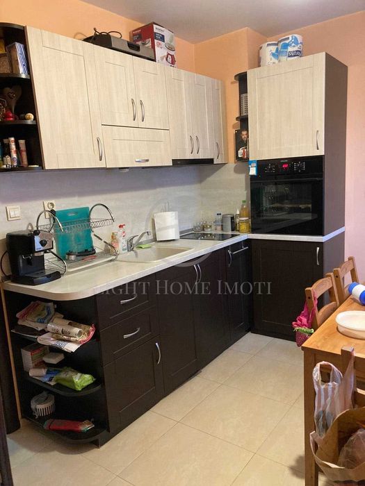 Продава се Двустаен апартамент в Пловдив, Гагарин - 65 кв.м за 1059 €/кв.м - Снимка #2