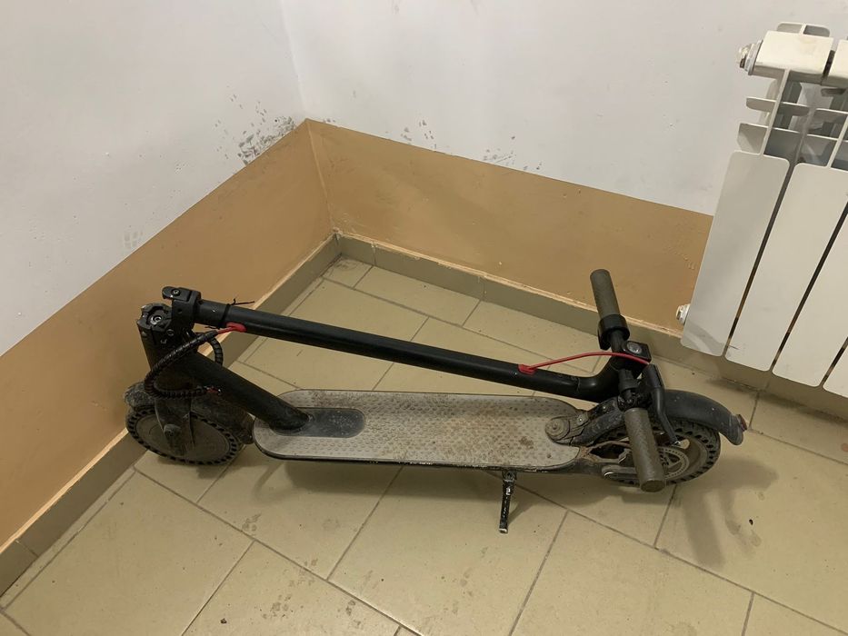 Продам электро самокат