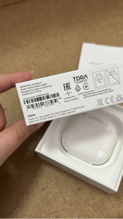 Airpods 4 оригинал новый