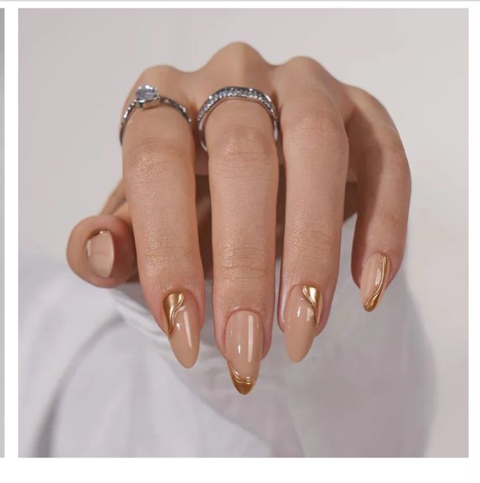 НОВО! Chixxie прес-он нокти + Cuticle Oil + Nail Remover – комплект