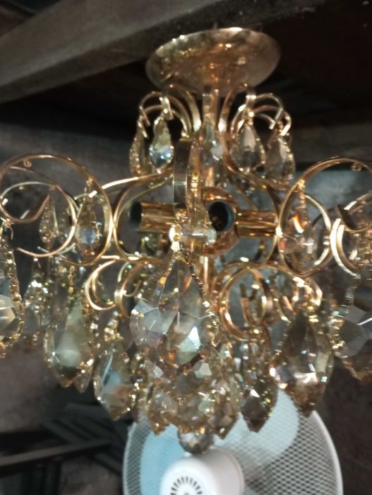 Люстра из горного хрусталя