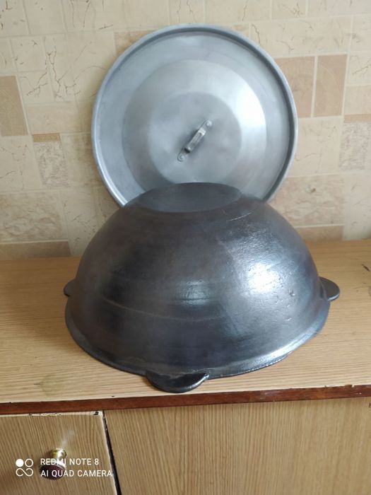 Казан чугунная изготовлена по заказу толстостенная