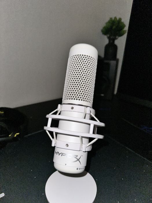 Hyper x Quadcast s white (белый)