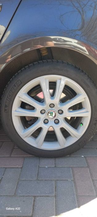 vand Jante cu sau fara roti 17"Ele sunt montate pe roti 225/45/17 94v