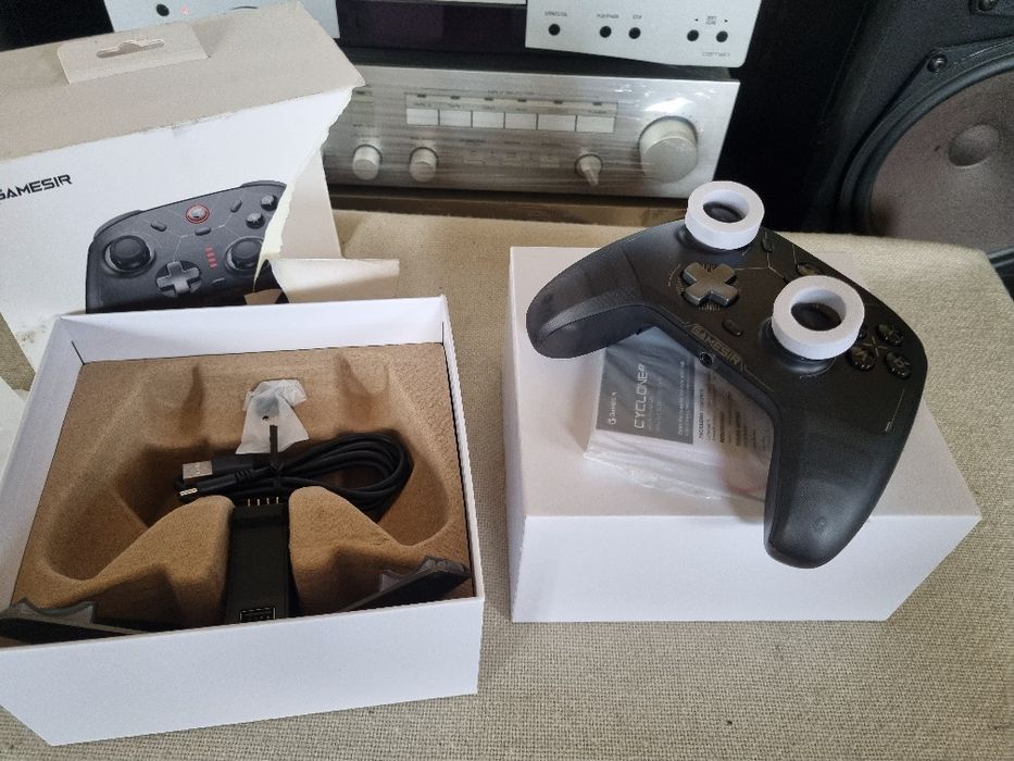 Wireless Game Controller Gamesir CYCLONE. Nou.