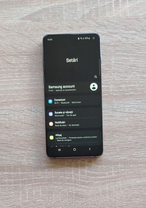 Samsung Galaxy S10 – 512 GB / 8 GB RAM – Aspect impecabil, display aftermarket