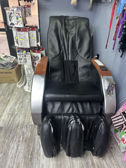 Масажен стол със монетник